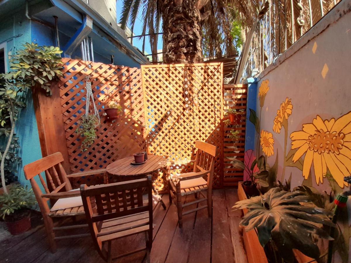 Atacama Hostel Backpackers 산티아고 외부 사진