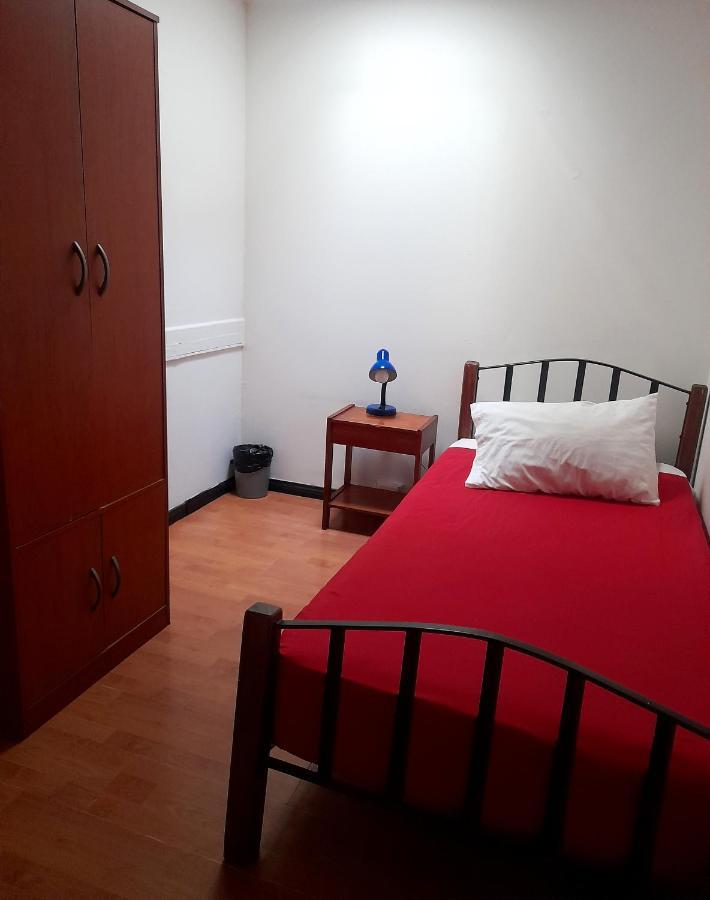 Atacama Hostel Backpackers 산티아고 외부 사진
