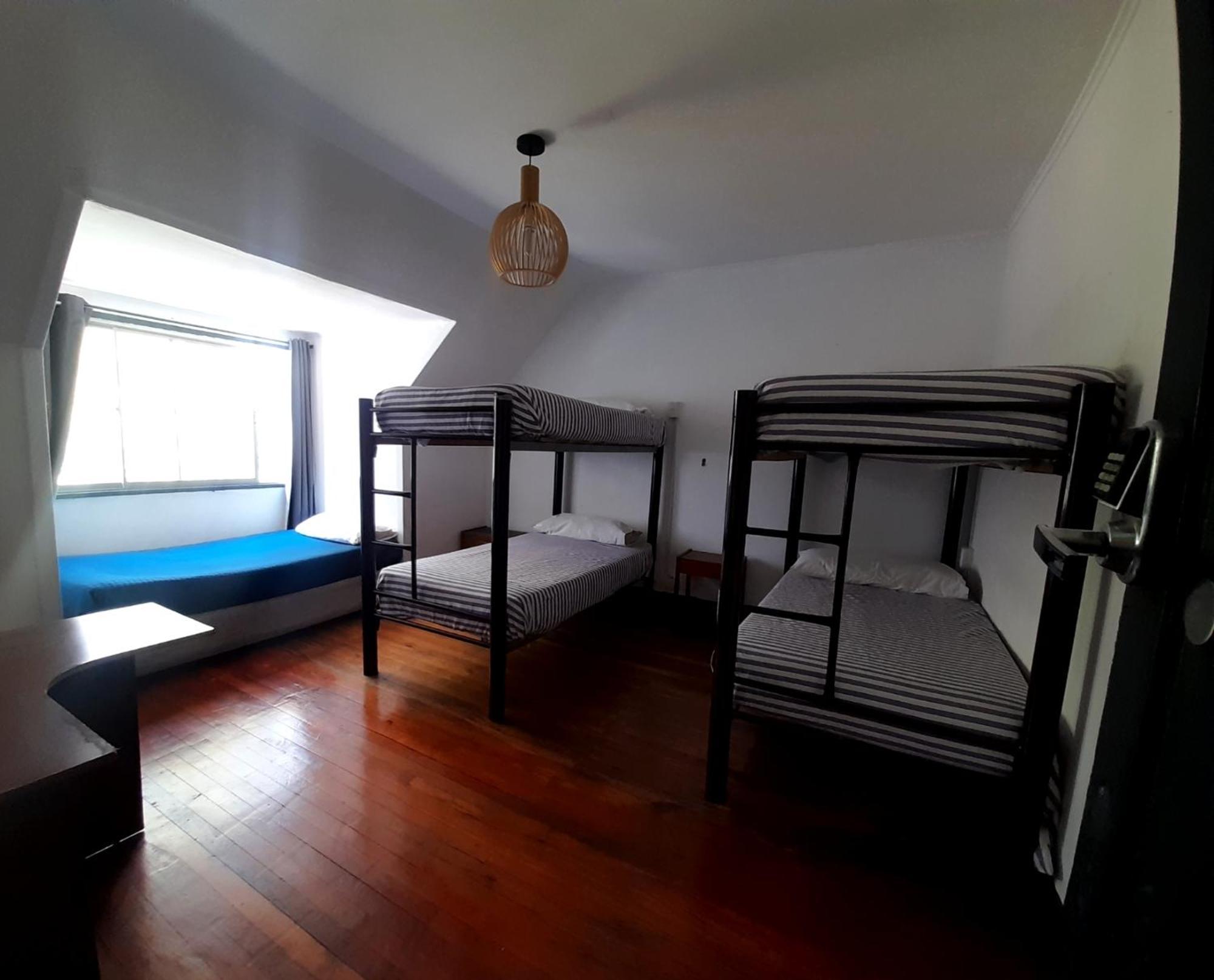 Atacama Hostel Backpackers 산티아고 외부 사진