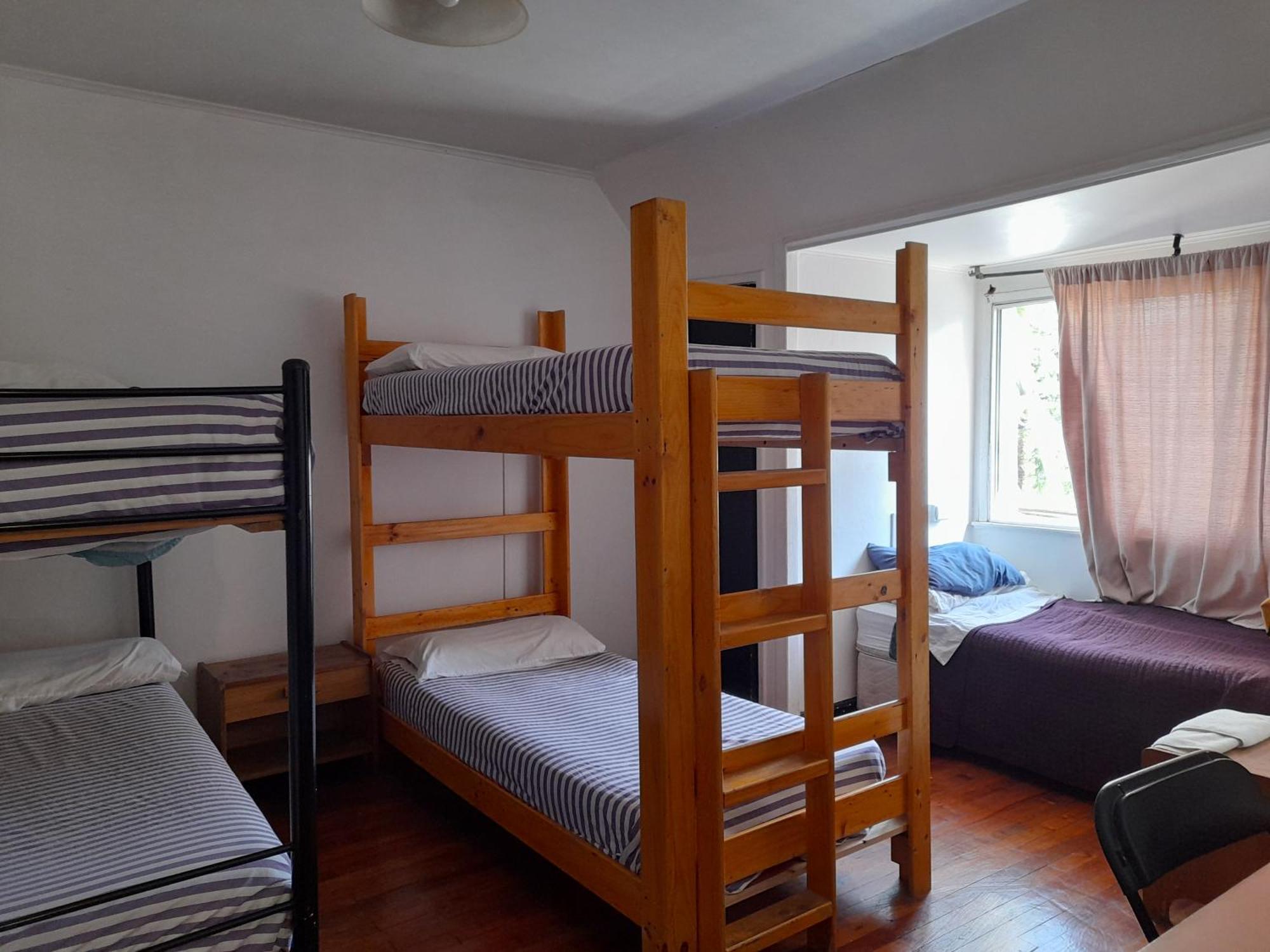 Atacama Hostel Backpackers 산티아고 외부 사진