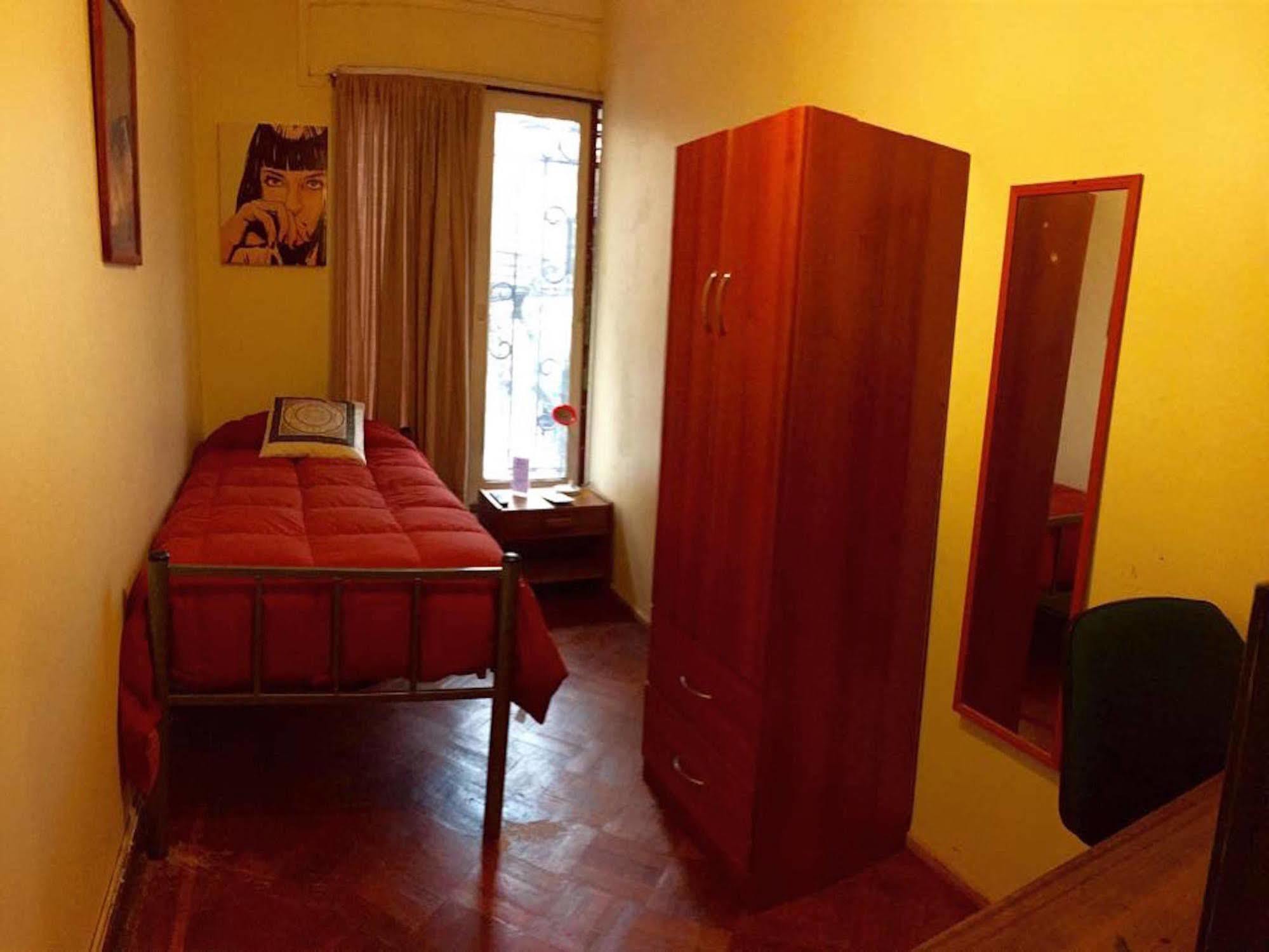 Atacama Hostel Backpackers 산티아고 외부 사진