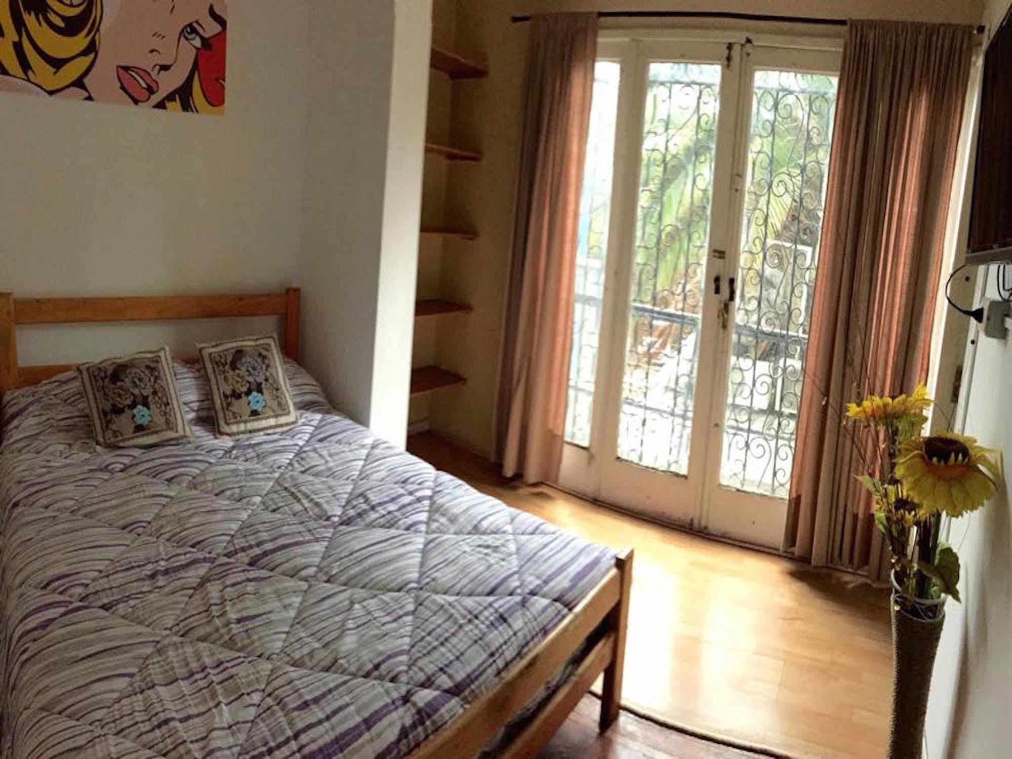 Atacama Hostel Backpackers 산티아고 외부 사진